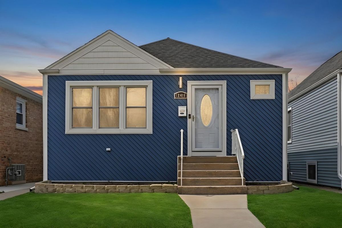 12418 Aberdeen Street, Calumet Park, IL 60827