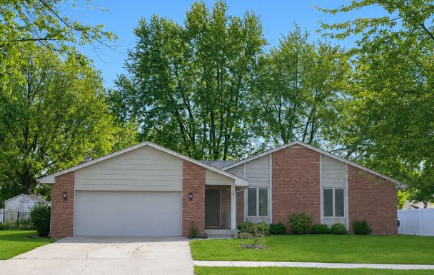 248 Fox Trail Drive, Bourbonnais, IL 60914