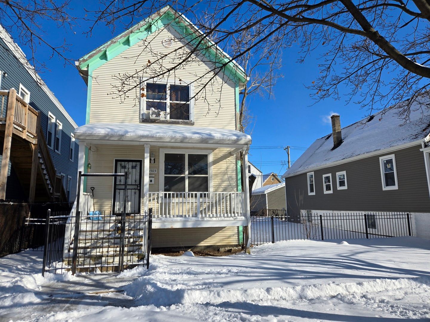 10503 S Edbrooke Avenue — Chicago, IL 60628