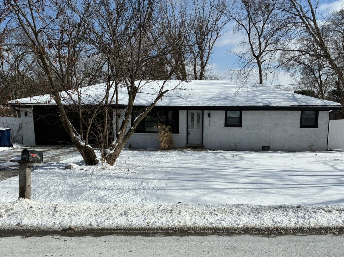 9205 84th Court, Hickory Hills, IL 60457