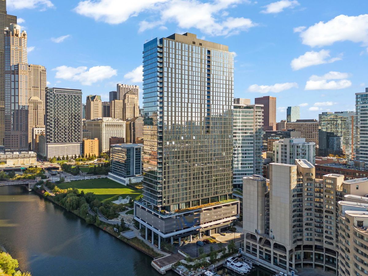 234 Polk Street, Chicago, IL 60607