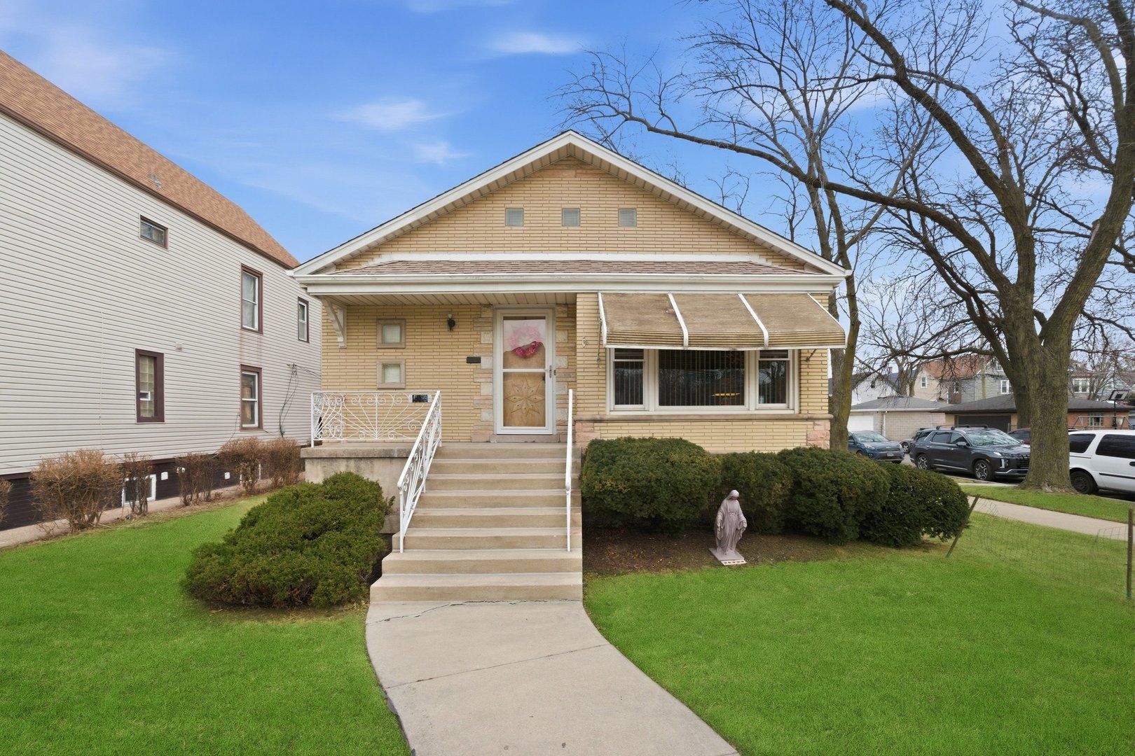 4559 S California Avenue — Chicago, IL 60632