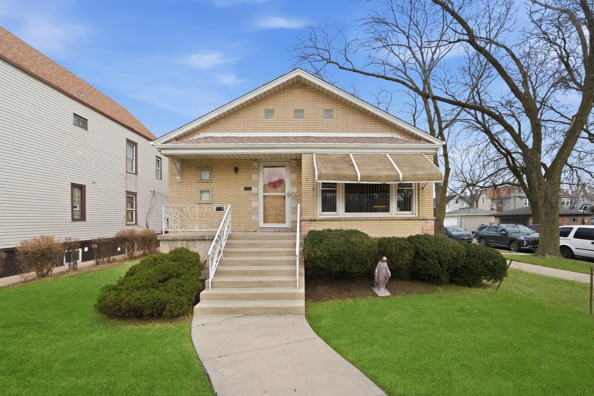 4559 California Avenue, Chicago, IL 60632