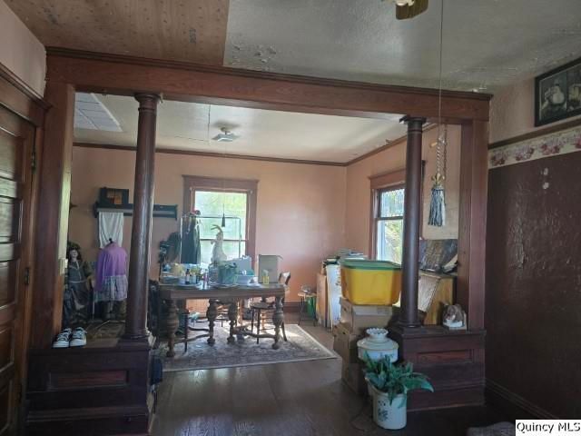 390 W 4th Street, Dallas City, IL 62330