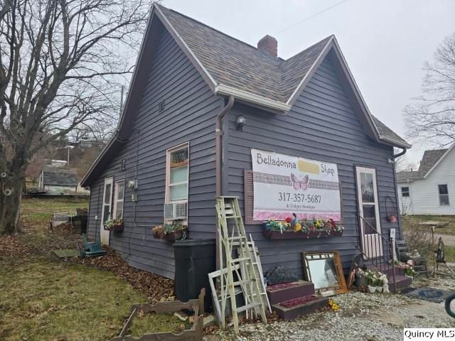 398 W 3rd, Dallas City, IL 62330