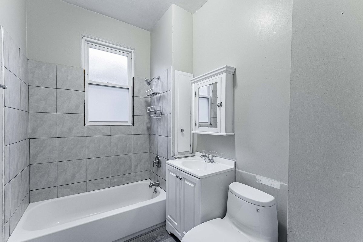1330 Ridgeland Avenue, Berwyn, IL 60402