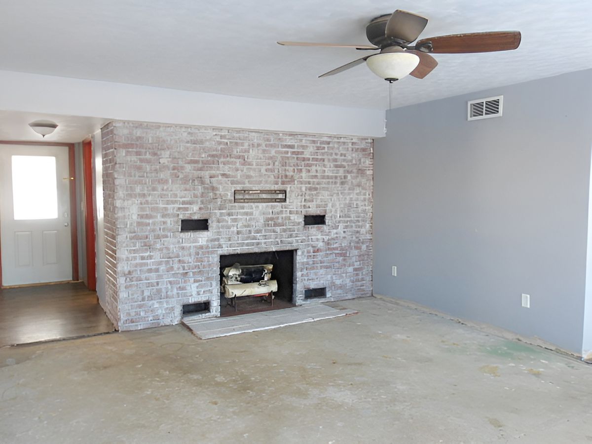 108 N Locust Street, Maroa, IL 61756