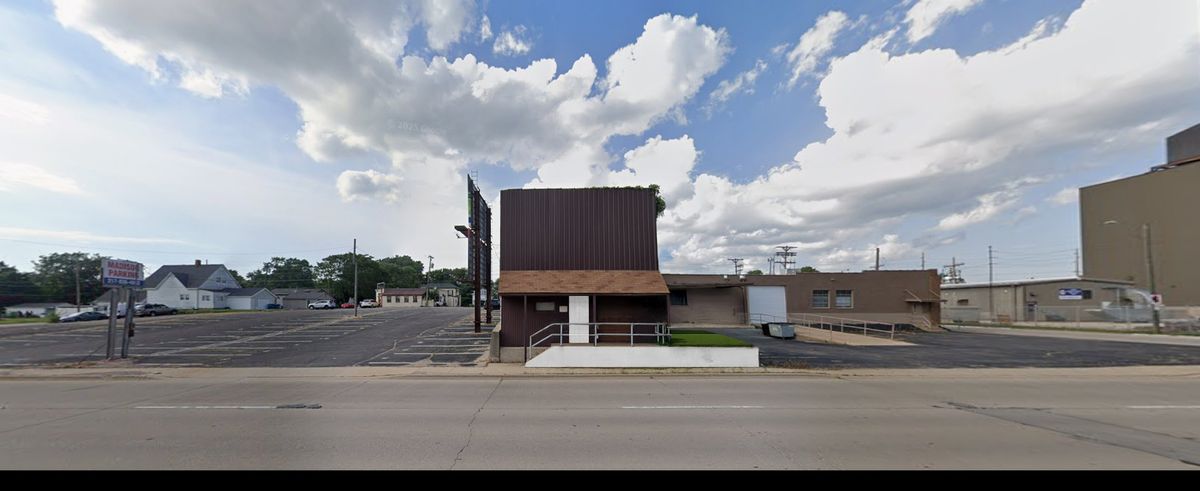 313 W Madison Street, Springfield, IL 62702