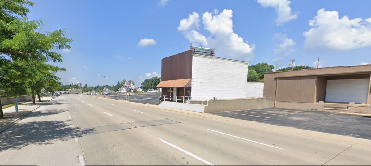 313 W Madison Street, Springfield, IL 62702