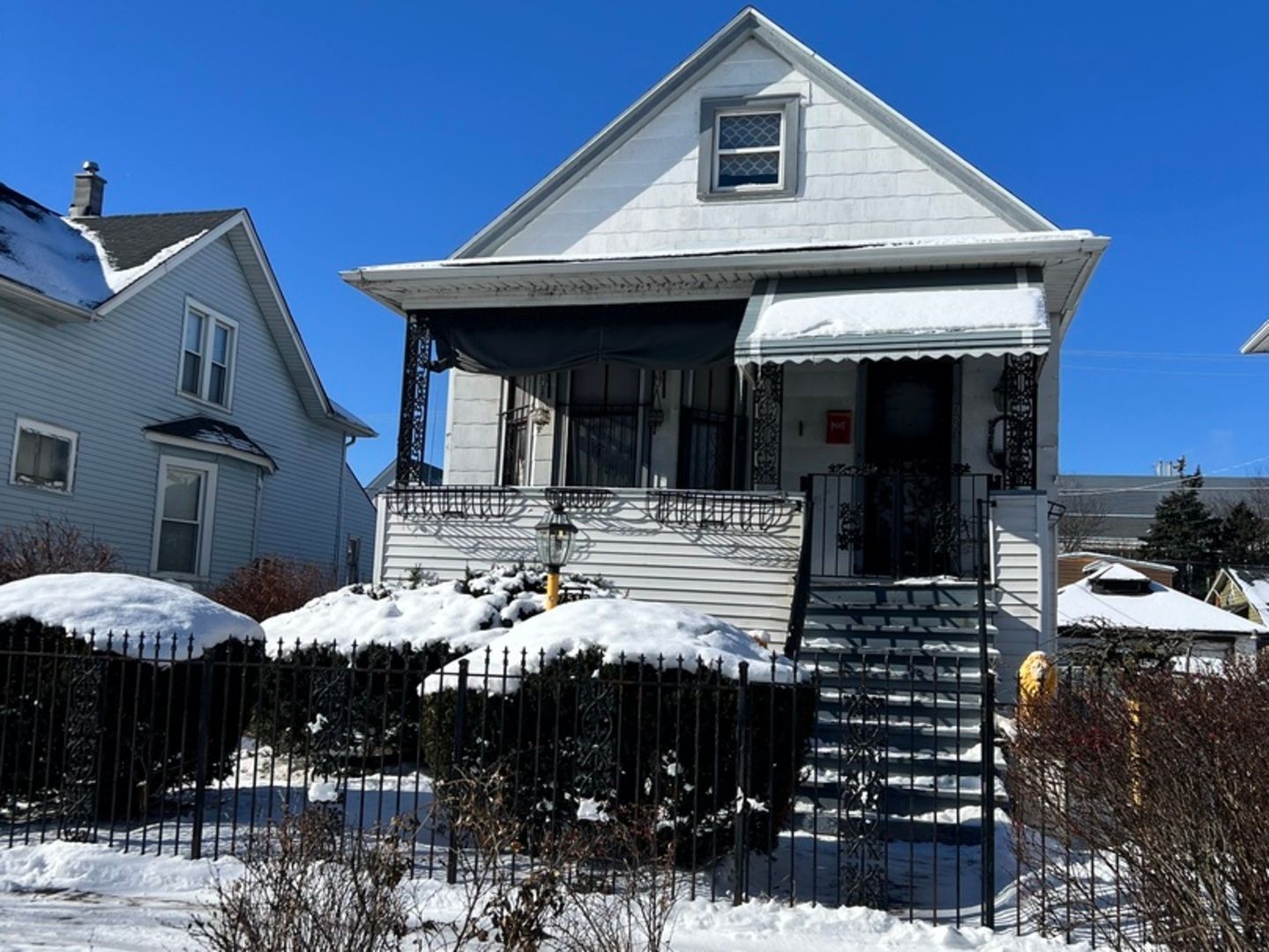 7530 S Chappel Avenue — Chicago, IL 60649