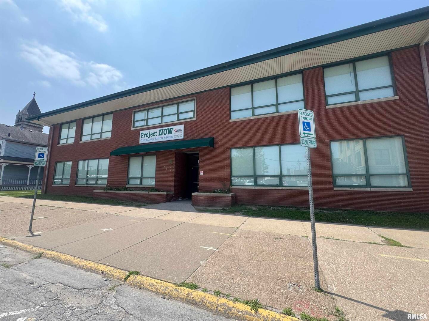 416 19TH Street — Rock Island, IL 61201