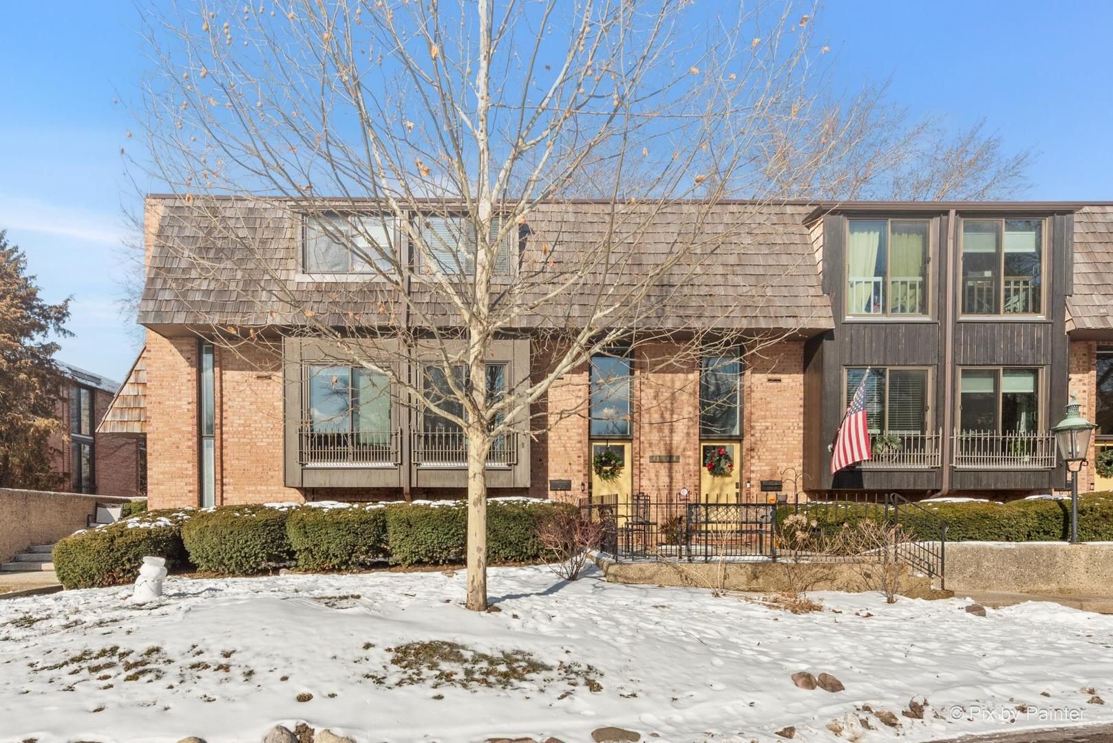436 W Russell Street #5-436 — Barrington, IL 60010