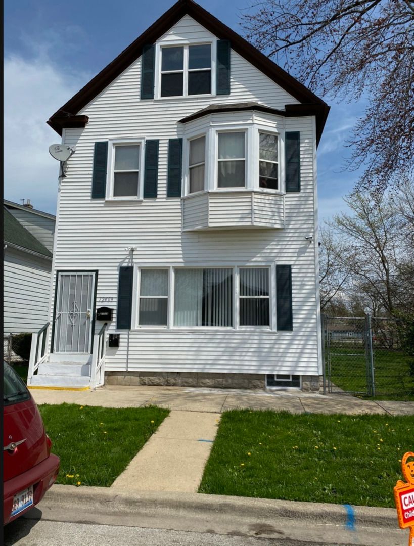 12409 S Green Street — Calumet Park, IL 60827