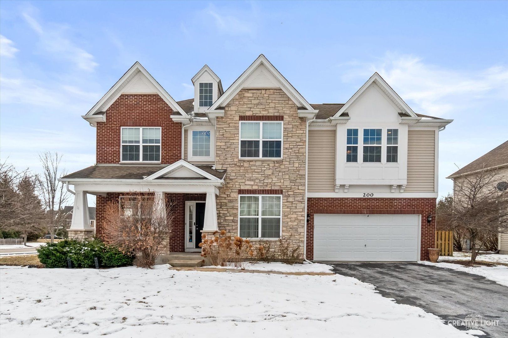 200 Redding Court — Oswego, IL 60543