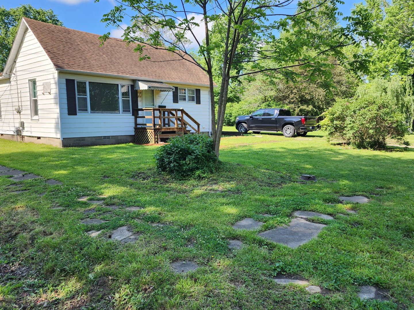 1300 W Madison Street — Herrin, IL 62948