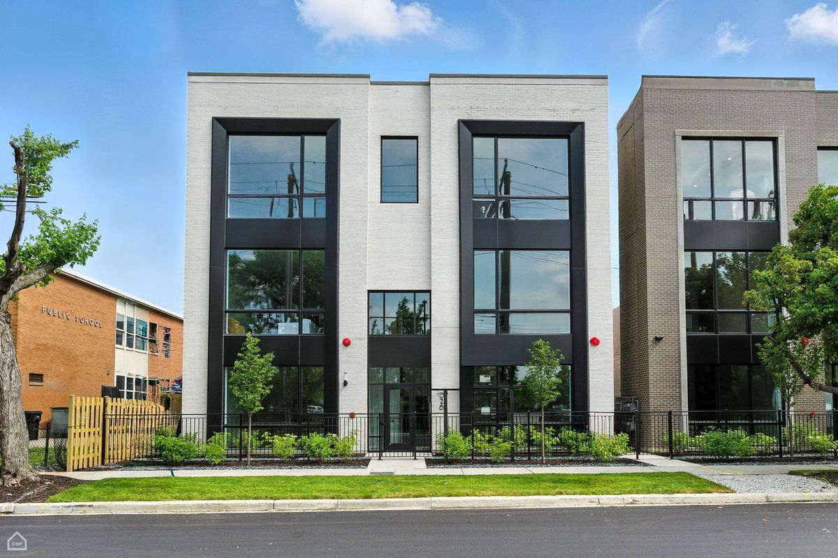 1615 13th Street, Chicago, IL 60608