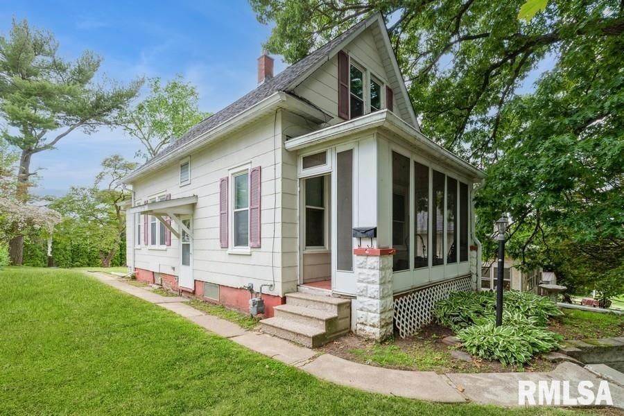 2308 18TH Avenue — Moline, IL 61265