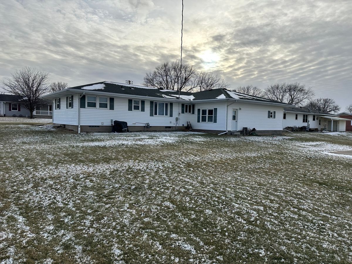402 South Street, Preston, IA 52069