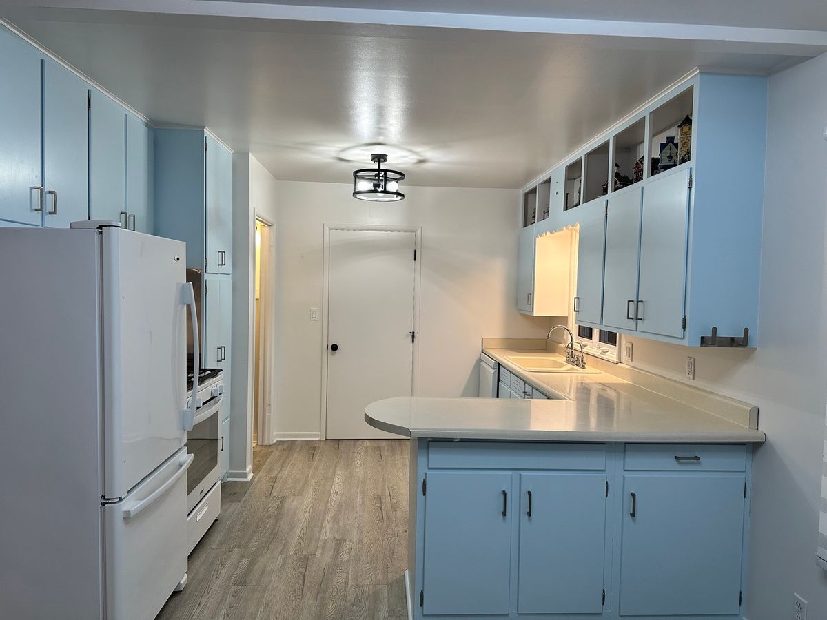 402 South Street, Preston, IA 52069