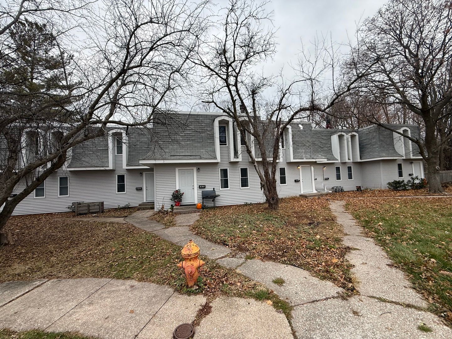 301 30th Avenue Court — Moline, IL 61265