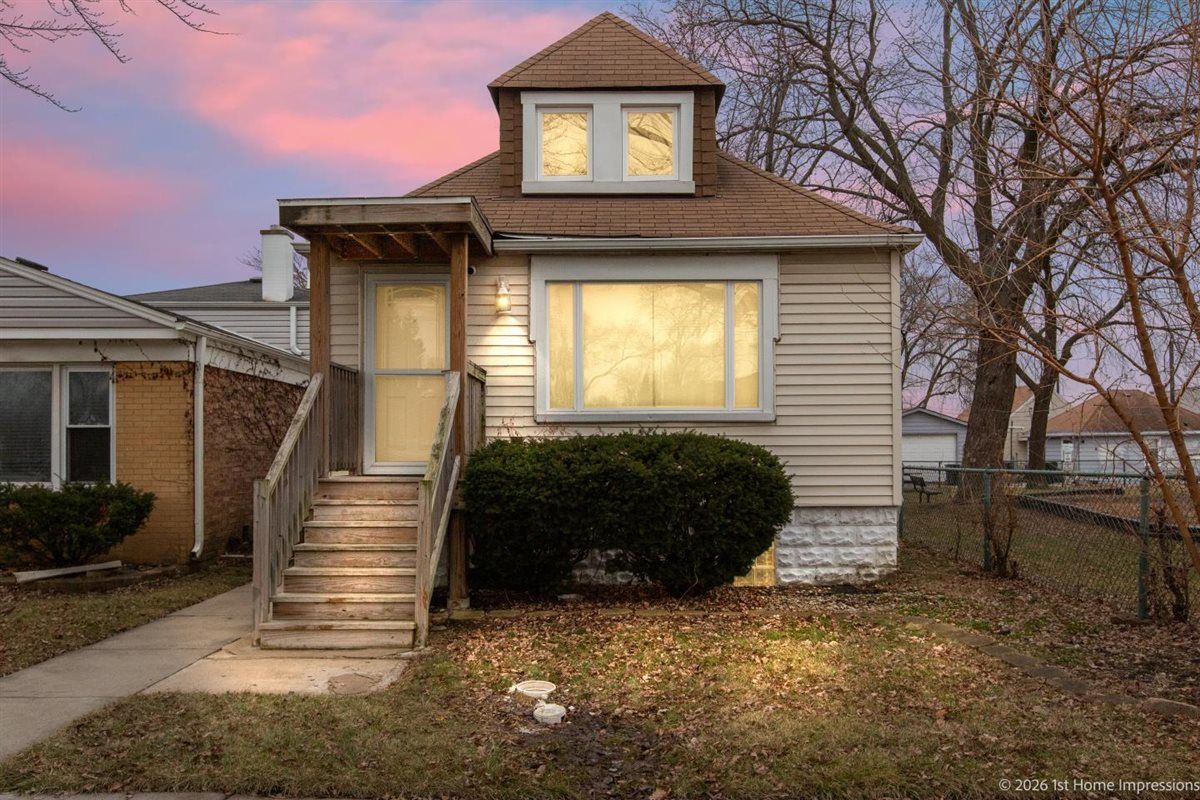 46 Englewood Avenue — Bellwood, IL 60104