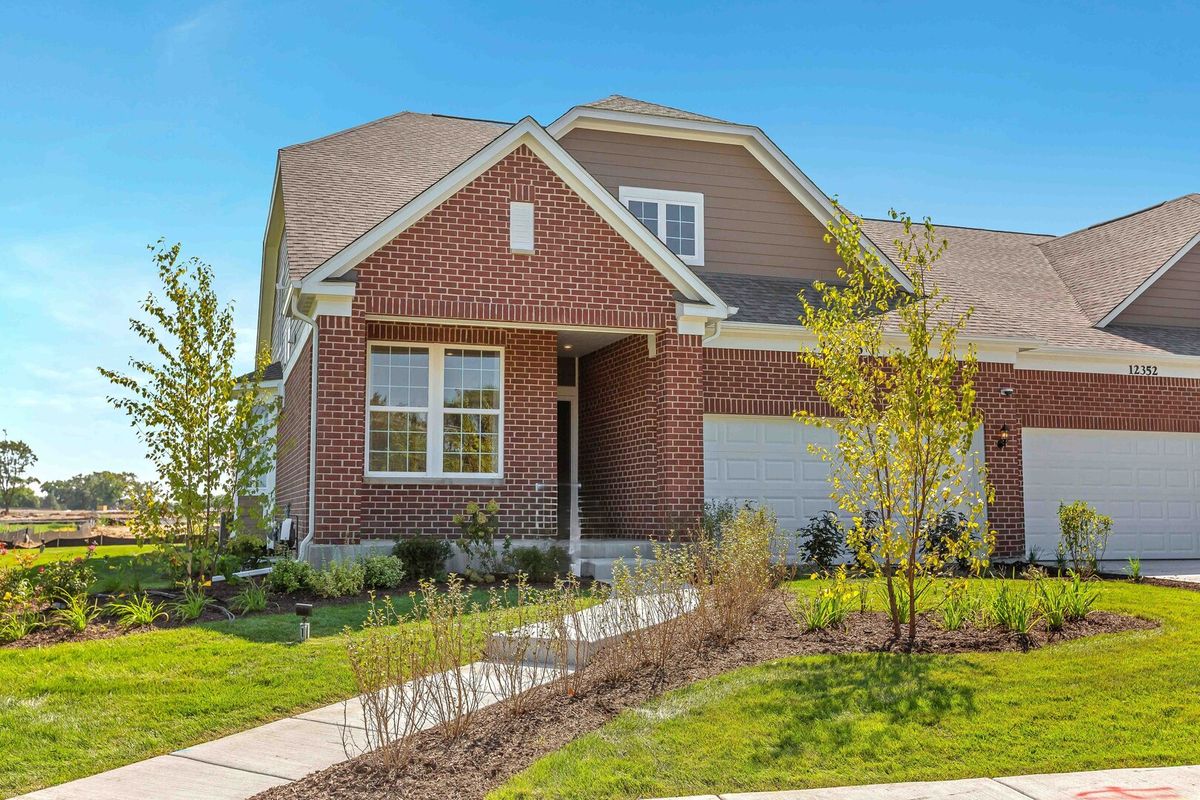 12644 Derry Drive, Lemont, IL 60439