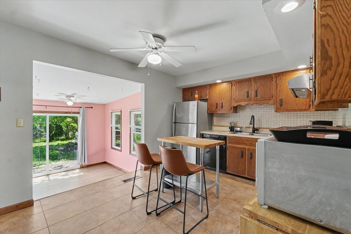2123 Mill Stone Road, Decatur, IL 62526