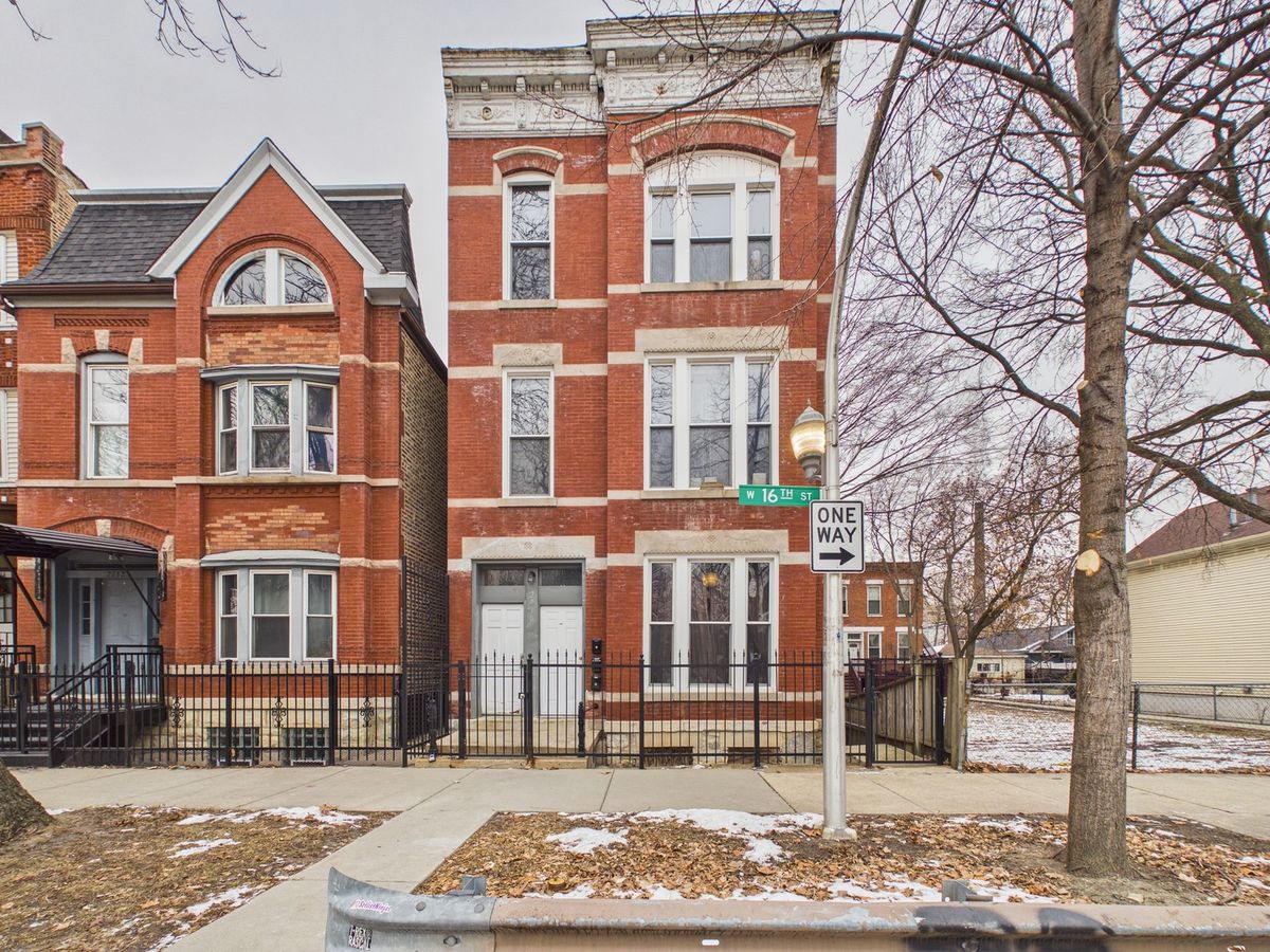 2730 16th Street, Chicago, IL 60608