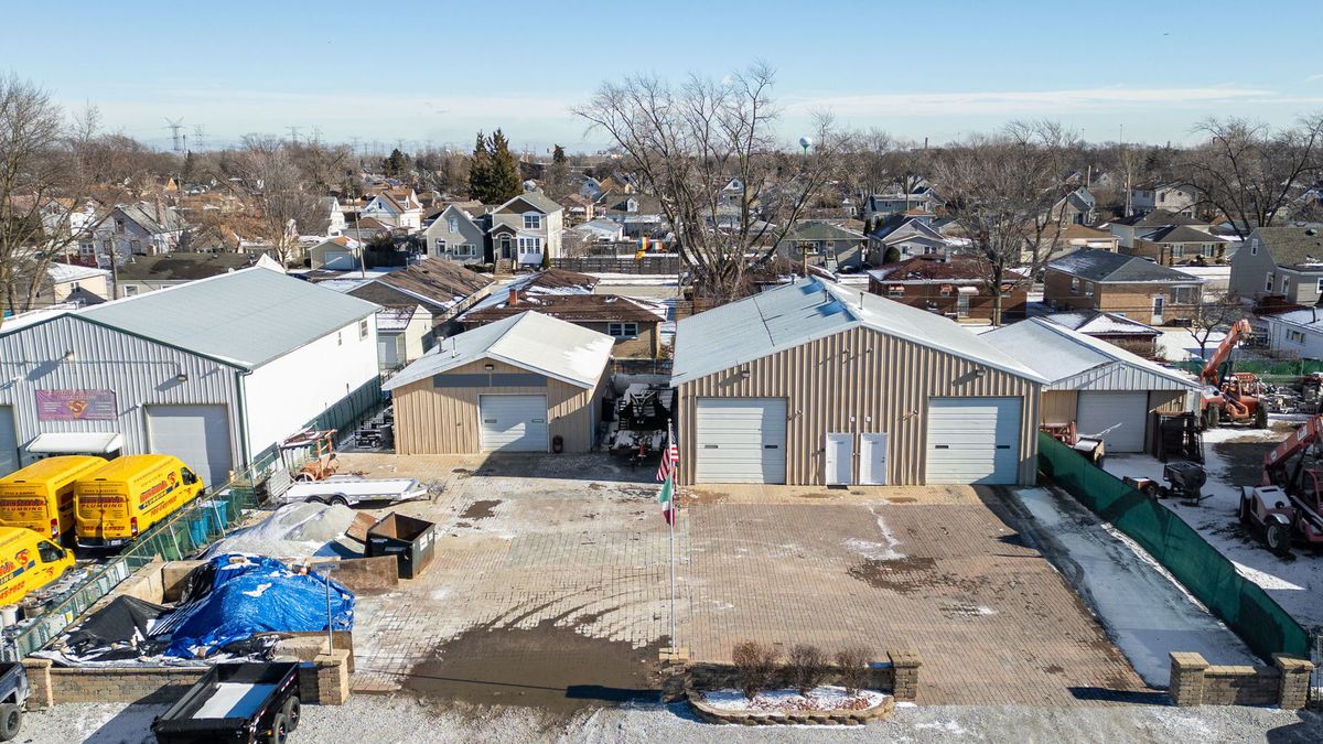 14427 S California Avenue, Posen, IL 60469