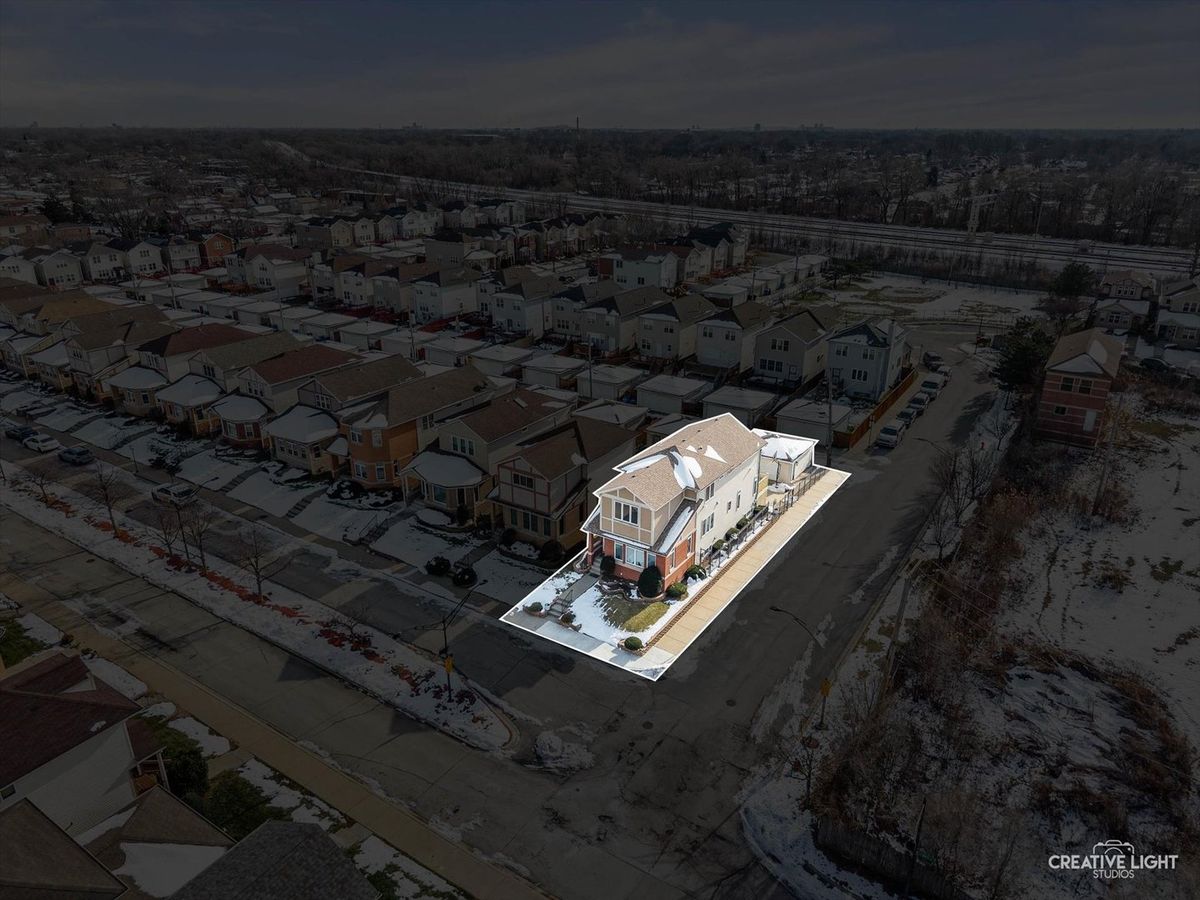 65 89th Place, Chicago, IL 60619