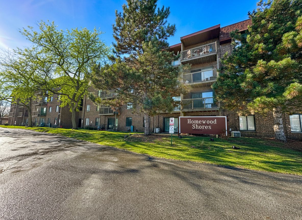 820 Elder Road #C-412 — Homewood, IL 60430