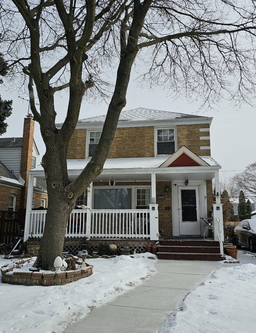 4853 Mulligan Avenue — Chicago, IL 60630