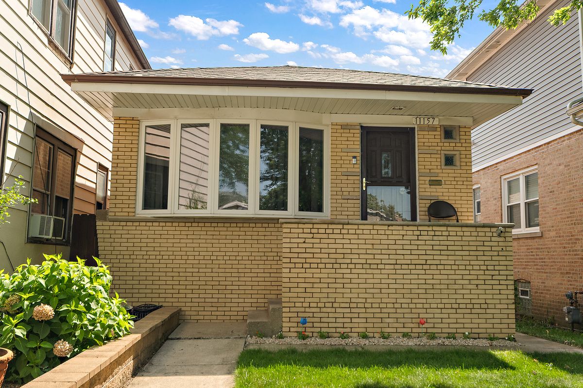 11157 Spaulding Avenue, Chicago, IL 60655