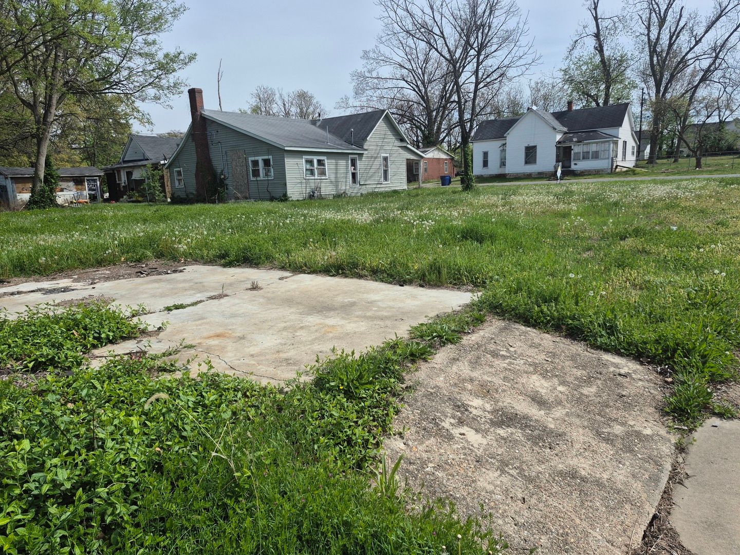 828 Elder Street — Eldorado, IL 62930