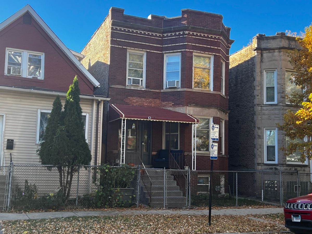 1346 Lawndale Avenue, Chicago, IL 60651