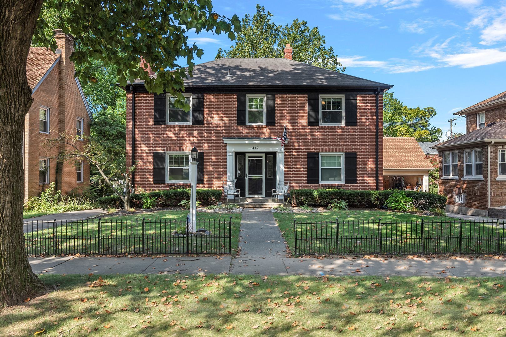 417 S Westlawn Avenue — Decatur, IL 62521