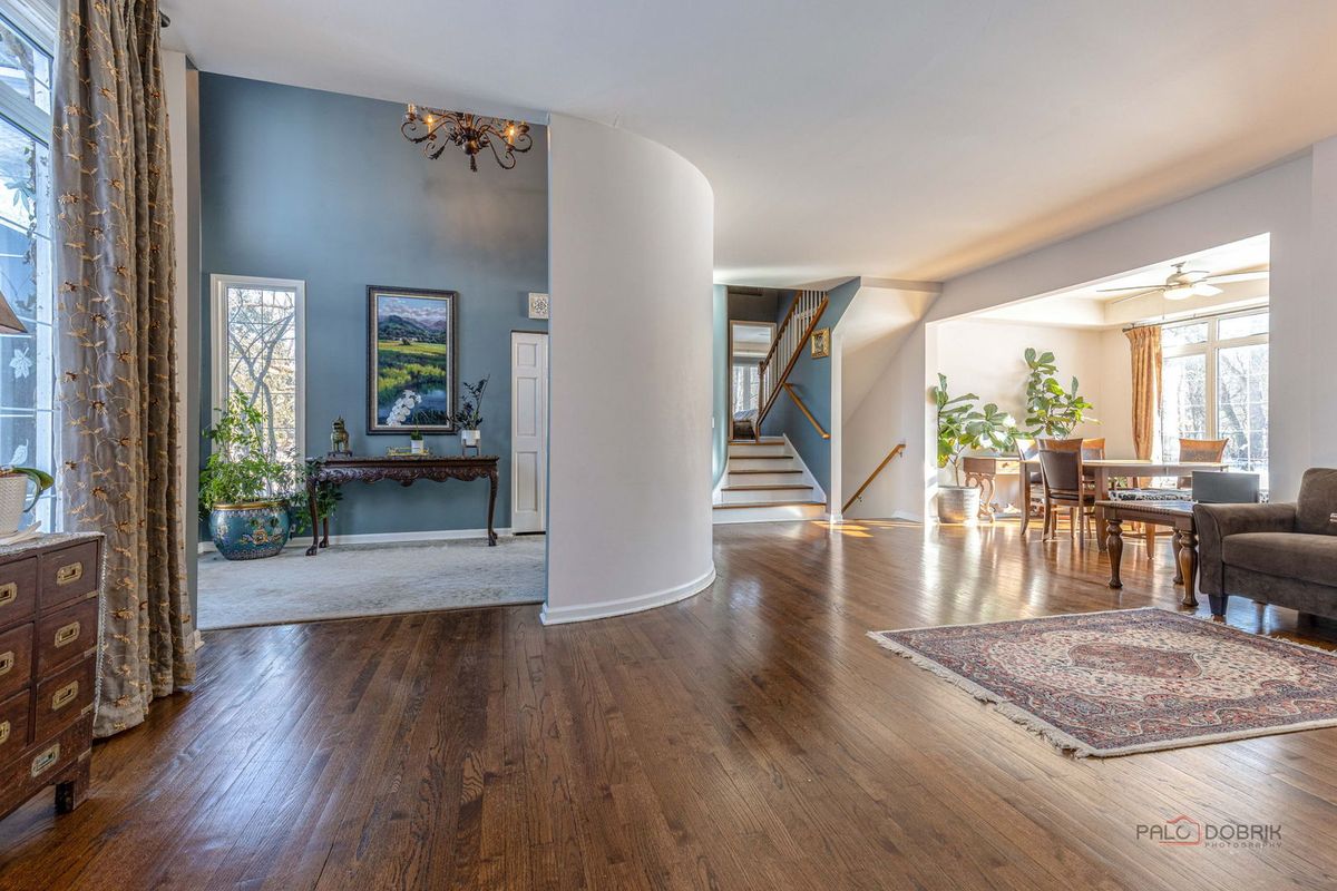 3031 Farner Court, Riverwoods, IL 60015