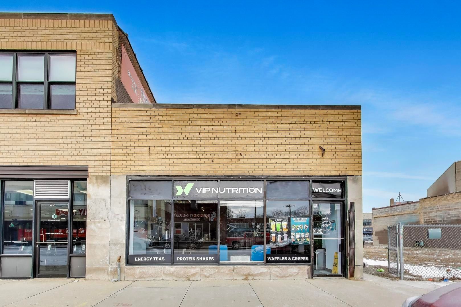 3426 Diversey Avenue — Chicago, IL 60647