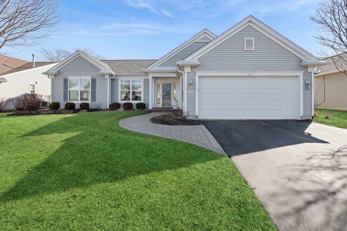 12224 Arlington Drive, Huntley, IL 60142