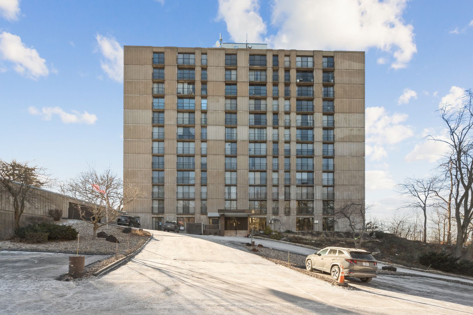 1800 7th Street #11C — East Moline, IL 61244