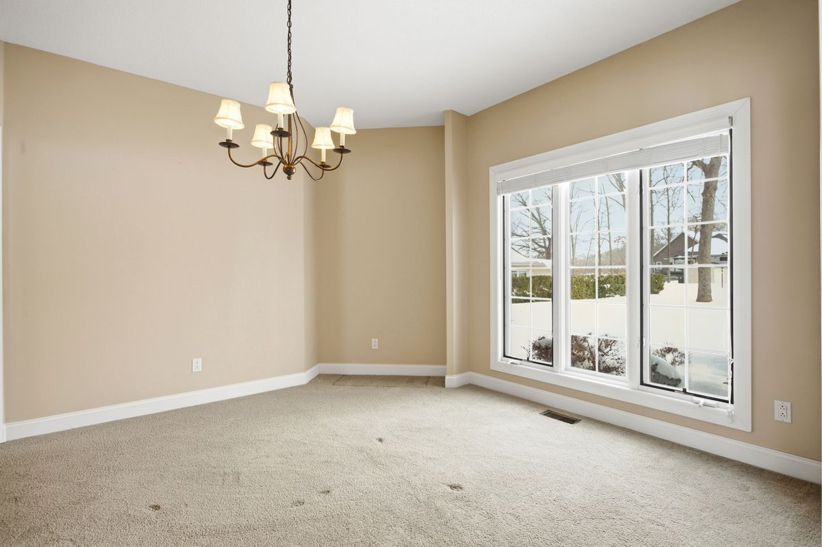 9284 E Court Eleven, Effingham, IL 62401