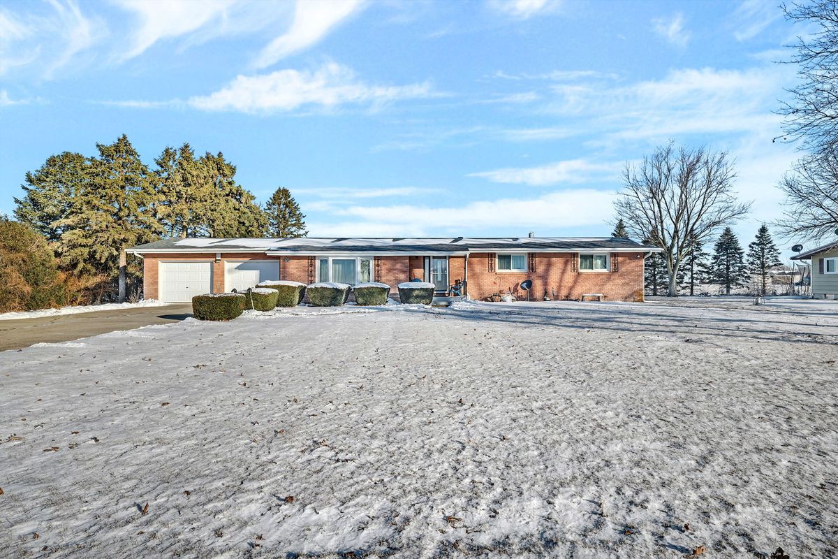 1681 33rd Road, Ottawa, IL 61350