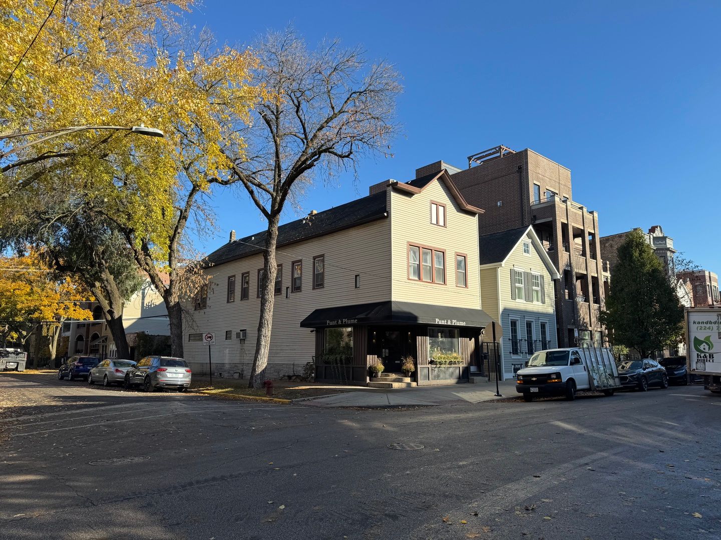 1324 W Wrightwood Avenue — Chicago, IL 60614