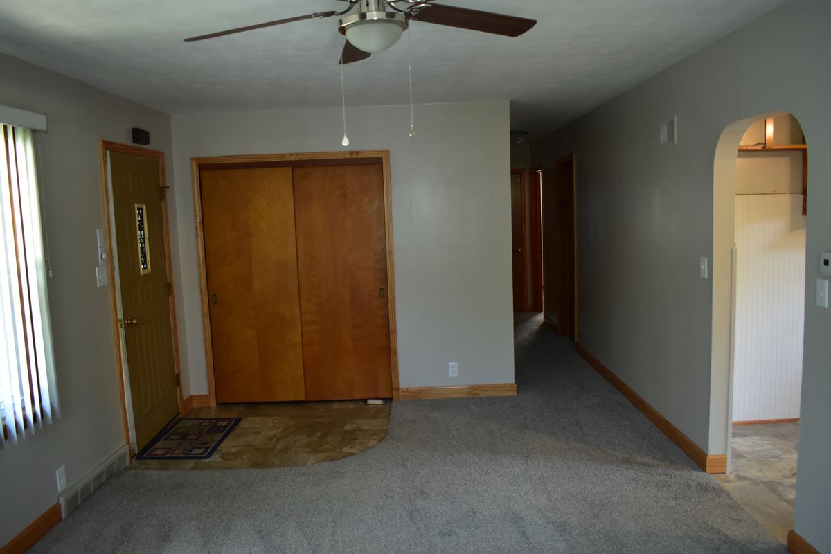 211 Monroe Street, Flanagan, IL 61740