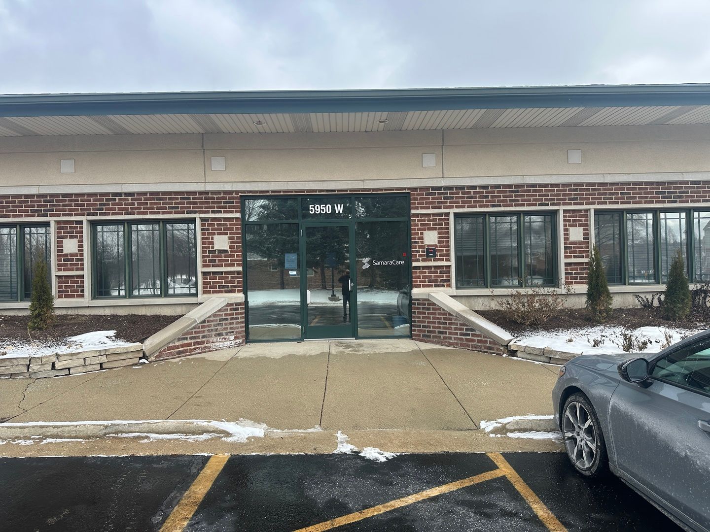 5950 Lincoln Avenue #W — Lisle, IL 60532