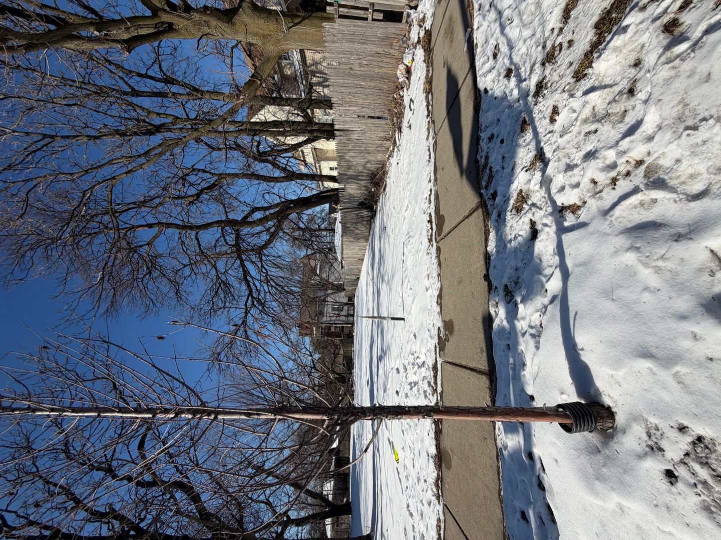 524 N Laramie Avenue — Chicago, IL 60644