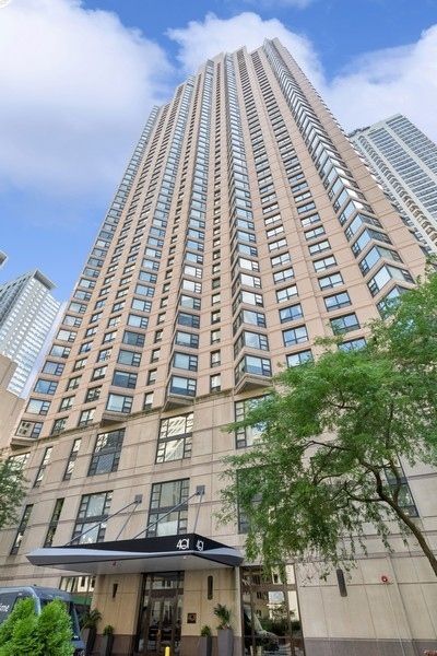 401 Ontario Street, Chicago, IL 60611