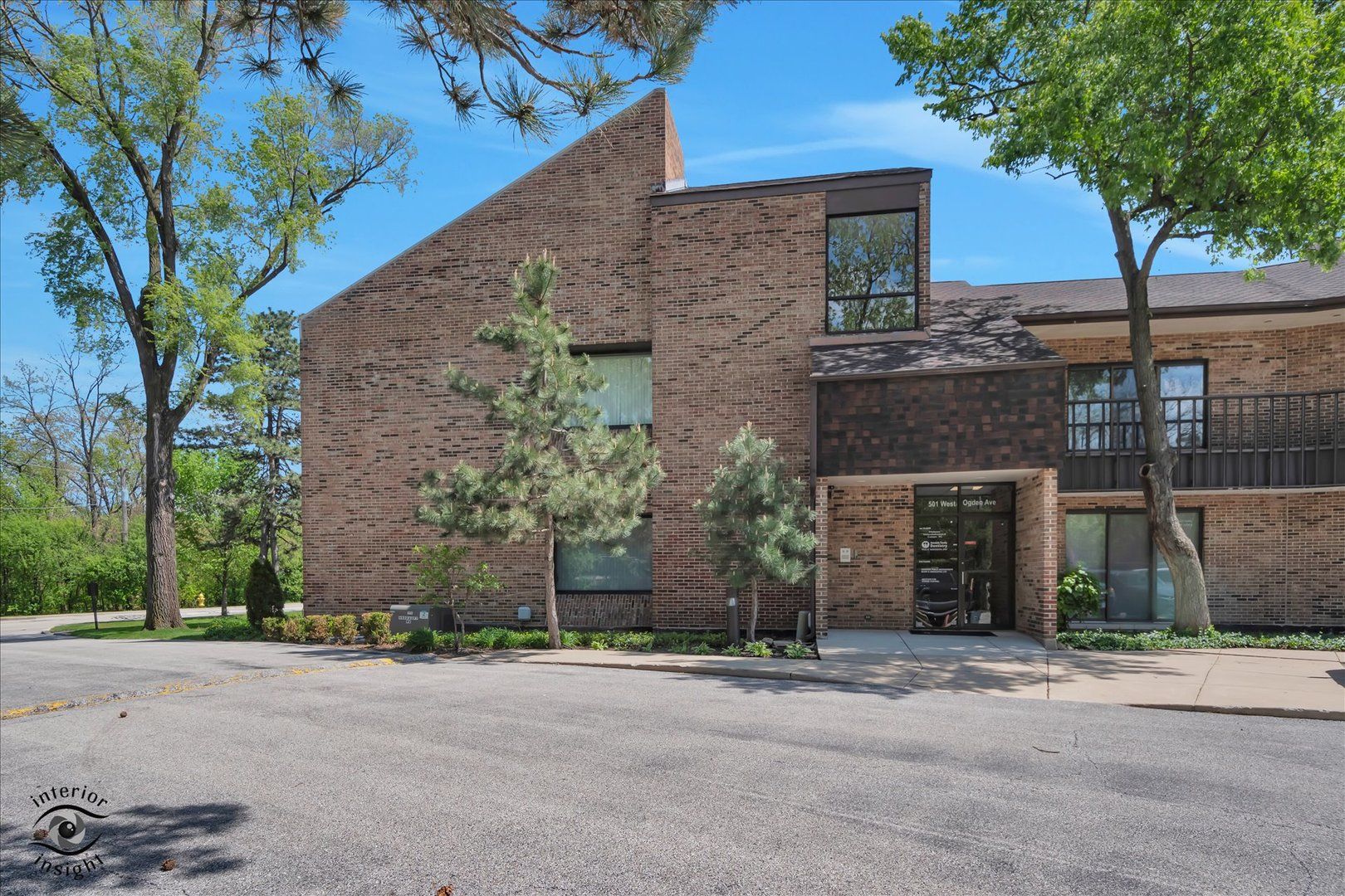 501 W Ogden Avenue — Hinsdale, IL 60521