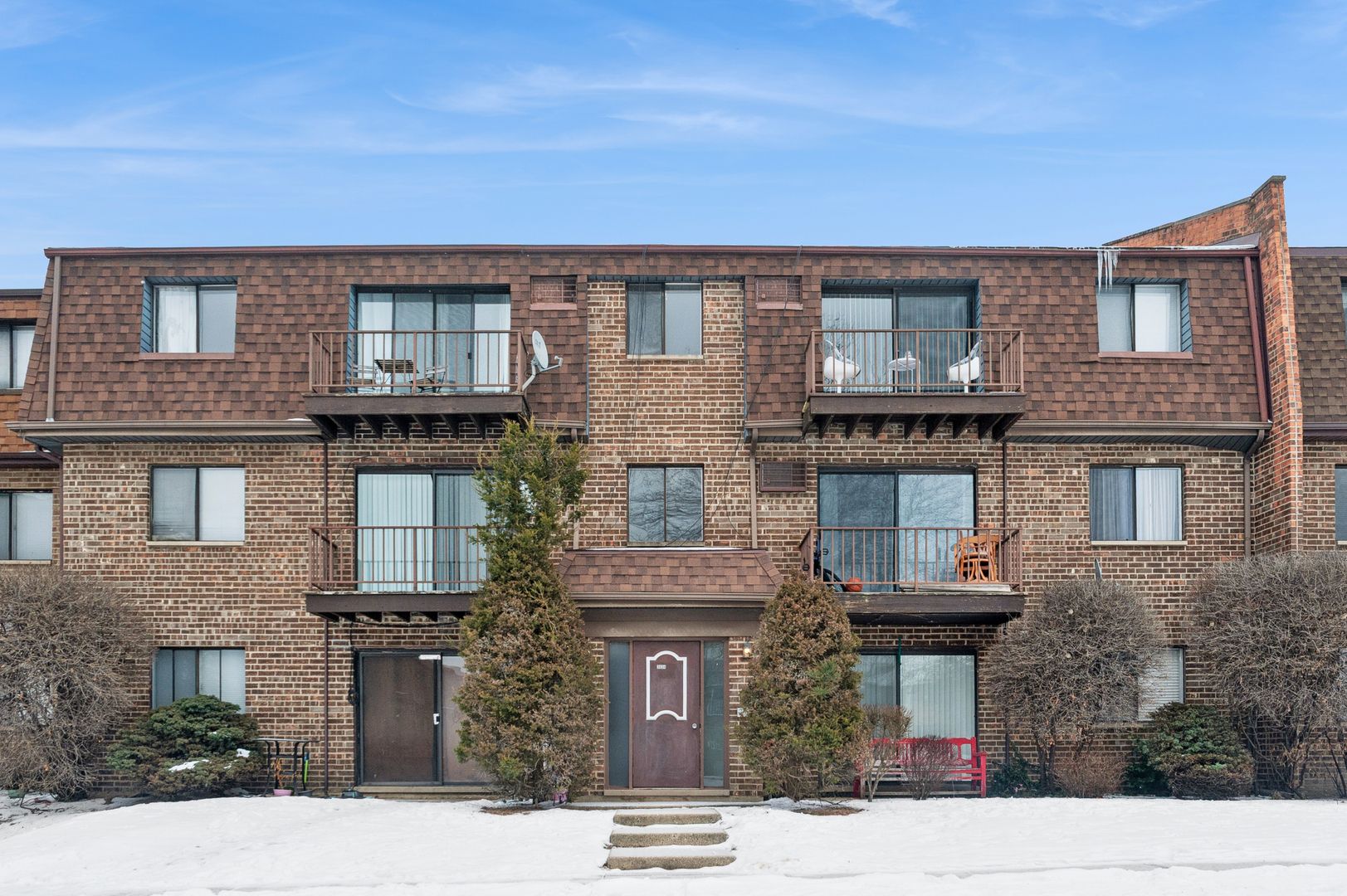 3404 Salem walk — Northbrook, IL 60062