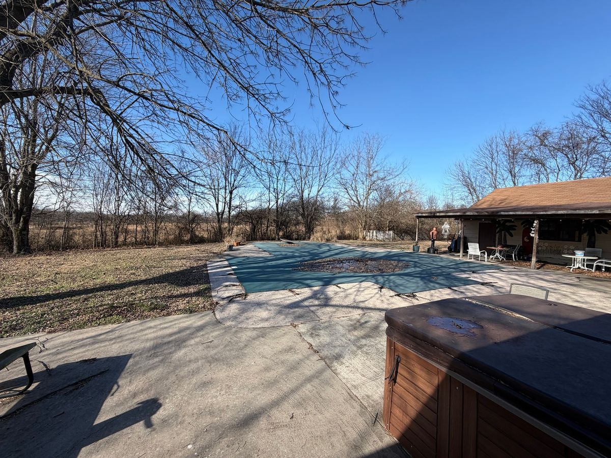 2813 Strawberry Road, Brookport, IL 62910